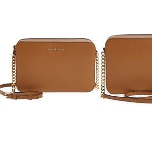 MICHAEL Michael Kors
Jet Set Large Crossbody